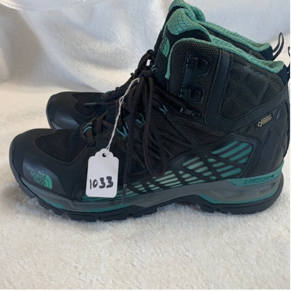 NWT NORTH FACE HIKING BOOTS ORTHOLITE